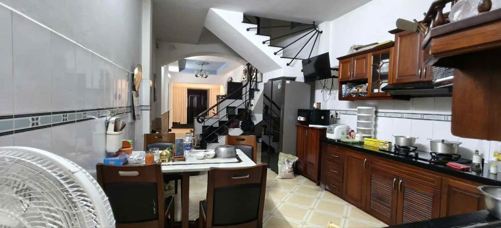 Bán nhà lý thường kiệt - 4x16m2 - hẻm 5m - 5 tầng ngay chợ 6590563