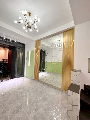 Nhà mới 4 tầng sát đường trần hưng đạo p1q5. giá 5.55 tỷ 6590815