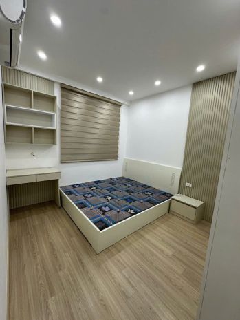 Bán gấp ccmn 6 tầng thang máy 55m giá 17 tỷ hoàng quốc việt 6590833
