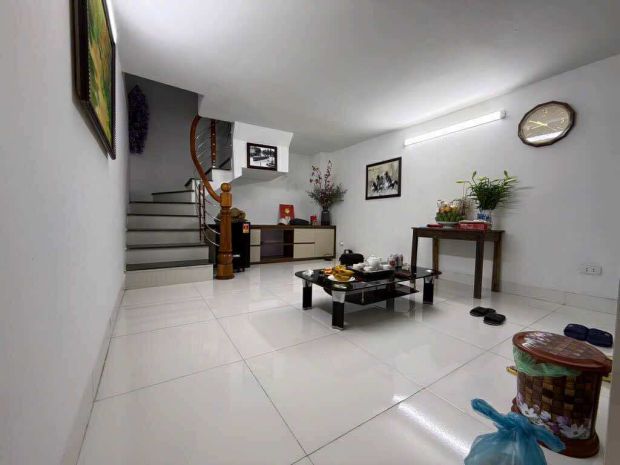 Tt hai bà trưng, nhà đẹp ở ngay, ngõ nông, gần chợ chỉ 6590972