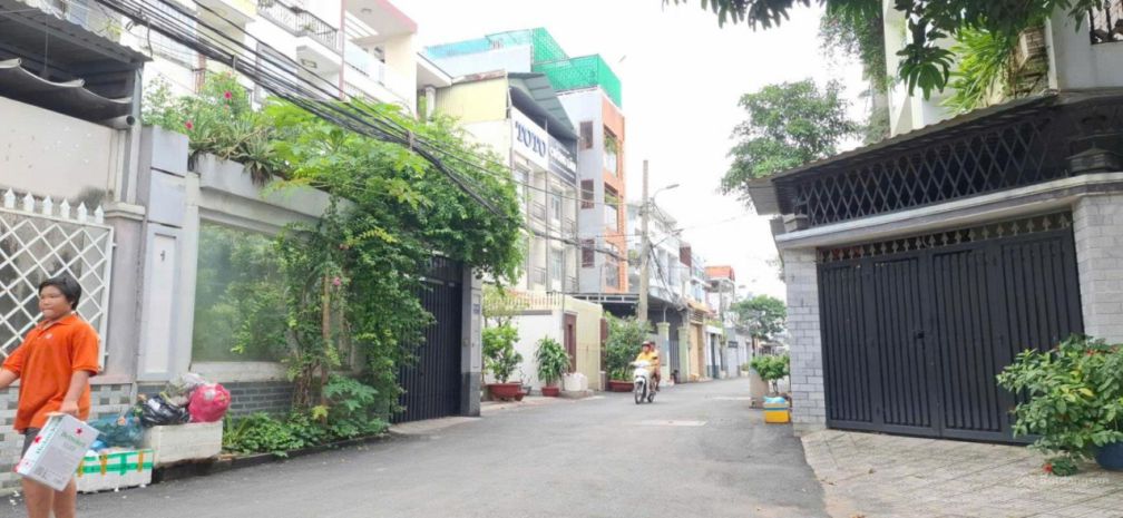 Nhà đẹp 4 tầng sát mt lê văn thịnh 80m2 giá 8,7 tỷ 6591079