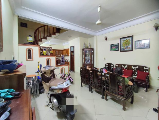 Bán nhà phân lô huỳnh thúc kháng  ô tô đỗ cửa  view sân 6591585