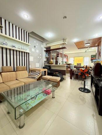 Bán nhà đường nguyễn tri phương, q10, nhà đẹp, hxh tránh, 6591735