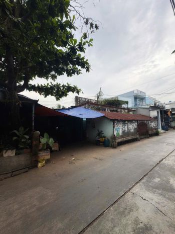 Nhỉnh 40trm²  dtcn 838m²  nhà xưởng full thổ cư  dòng 6592032