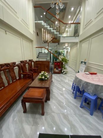 Chủ ngộp cần bán gấp, giảm 300 triệu, giá chào mới 7.9 tỷ. 6592433