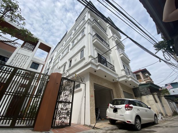 Sát mặt phố hồng tiến mới, đường thông ô tô 7 chỗ vào, nhà 6592954