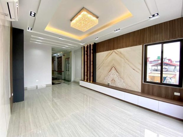 Sát mặt phố hồng tiến mới, đường thông ô tô 7 chỗ vào, nhà 6592955