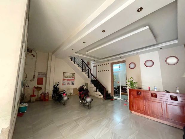 Bán nhà 8m x 37m 224m2, 4 tầng mt quốc lộ 50, xã phong 6593048
