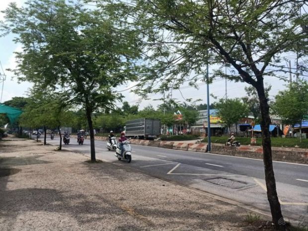 Bán nhà mt trần văn giau xã lê minh xuân 6 x50 250m thổ 6593057