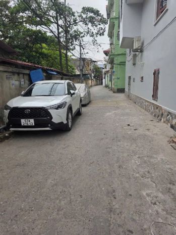 Phố thượng thanh,long biên 6tỷ 65m mặt tiền 4m ô tô đỗ 6594087