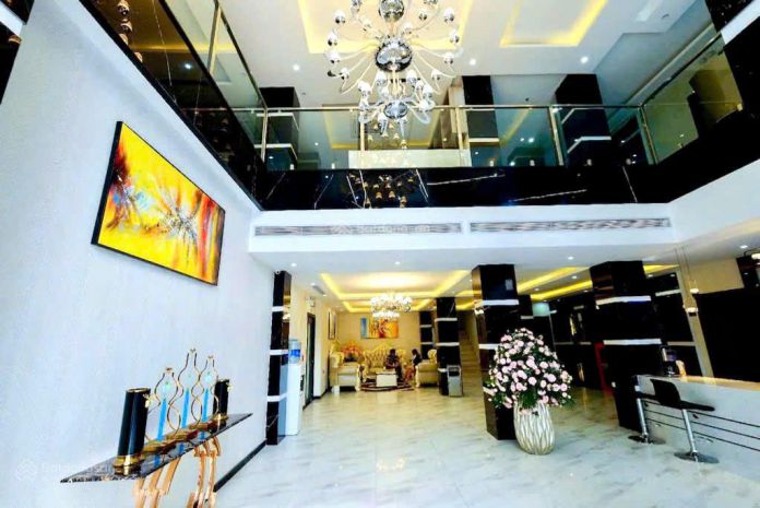 Bán tòa nhà hầm 7 lầu mặt tiền cộng hòa, tân bình  260m² 6594378