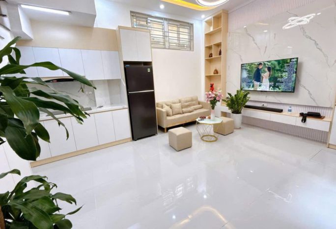 Bán nhà đẹp 5 tầng dân xây, full nội thất, gần cầu vượt mai 6594635