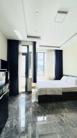 Bán nhà kế quận 1- 6 tầng 8 phòng đủ nội thất-nguyễn khoái 6594680