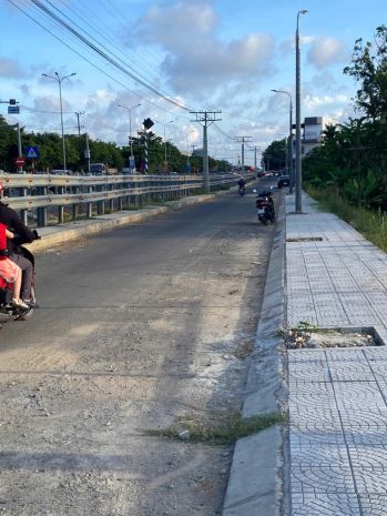Đất mặt tiền trường chinh  100m² vuông đẹp  giá chỉ 2.4 6594859