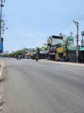Bán nhà 3 tầng đông hòa,lô góc,shr đường 2 xe hơi thông,gần 6595534