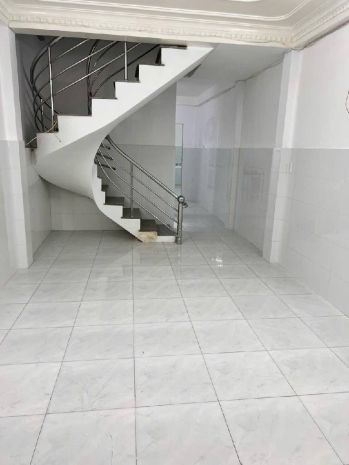 Gần trần xuân soạn  nguyễn thị thập  huỳnh tấn phát 6595975