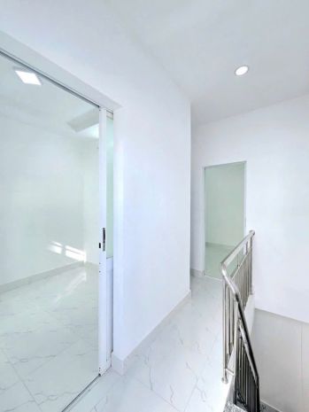 Nhà 2 tầng, hẻm bagac, trung tâm hành chính, sổ hồng riêng, 6596026