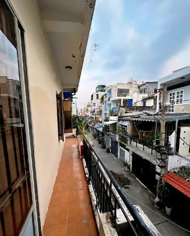 Cmt8  76m2  ngang khủng 5.4m  gần ngã tư 7 hiền  chỉ 6596674