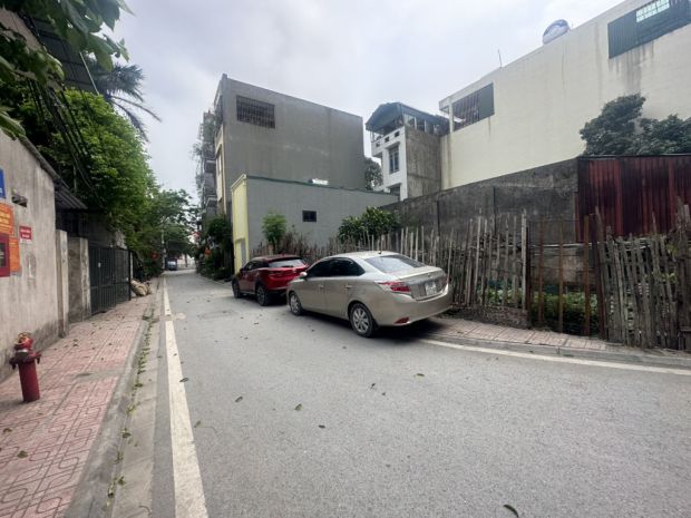 Bán nhà c4 đức giang 75m x 4,6m nở hậu, oto tránh kinh 6596911