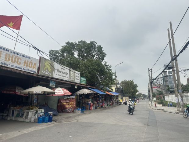Bán nhà c4 đức giang 75m x 4,6m nở hậu, oto tránh kinh 6596912