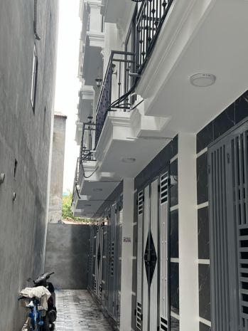 Bán nhà thạch bàn, cổ linh 62m x 5t cách 5m ra đường oto 6597218