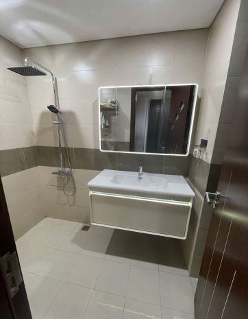 Mình cho thuê nhà đẹp, căn góc, nguyễn thị định, 91m2x 4t 6597389