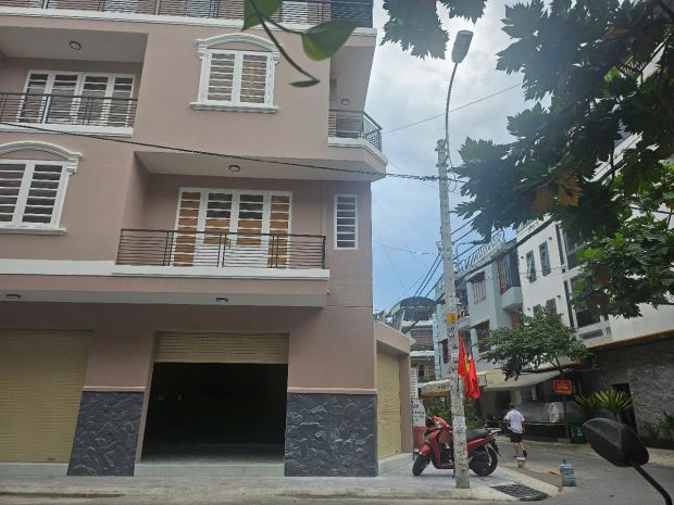 Cho thuê nhà nguyên căn khu chợ đêm hạnh thông tây, ưu tiên 6597492