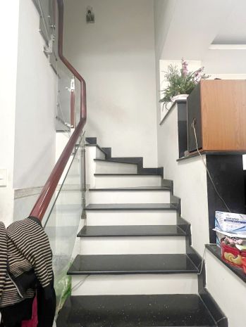 Nhà 3 tầng 67m2 mặt tiền kinh doanh phạm thế hiển p4q8 6597805