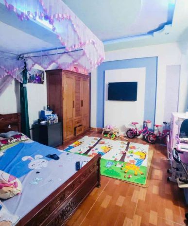 Bán nhà phạm văn đồng  lô góc, ngõ thông gần phố, full nội 6597934