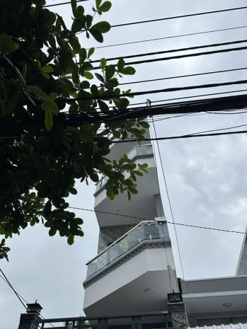 Bán nhà mặt tiền đường 2 chiều khu sang trọng  quận 7 , 40m2 6598086