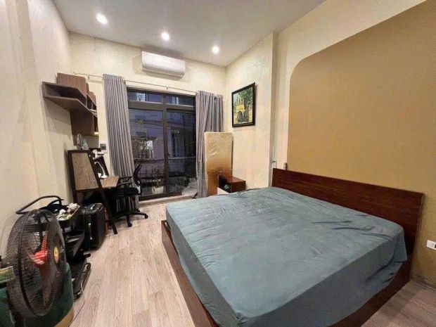 Cho thuê nhà nguyên căn ngõ 31 lãng yên, 35m2 x 5 tầng, 3 6600550