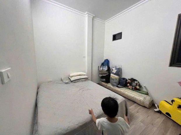 Cho thuê nhà nguyên căn ngõ 31 lãng yên, 35m2 x 5 tầng, 3 6600551