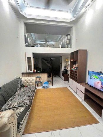 Cho thuê nhà nguyên căn ngõ 31 lãng yên, 35m2 x 5 tầng, 3 6600552