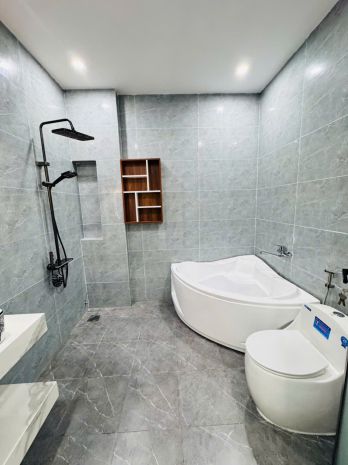 Bán nhà dĩ an  nhà phố 4 tầng mặt tiền đường lớn  full 6601778