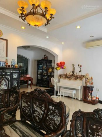 Bán biệt thự cao cấp, 153m2 - 3 tầng 8.5x18m, đường 12m, 6602090