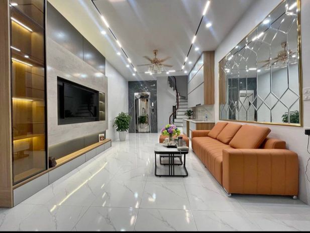 Siêu phẩm - hơn 8 tỷ- 47m ngọc thuỵ, bồ đề - gần ô tô- gần 6602619