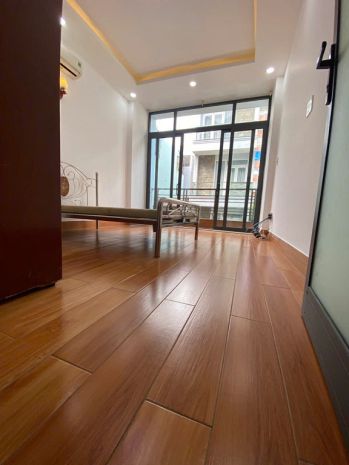 Phòng cho thuê ngay chợ tân sơn nhất  gần công viên gia 6602826