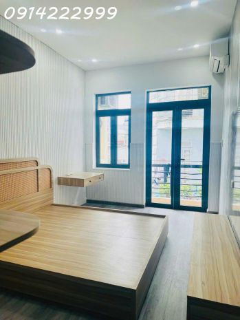 Tuyệt vời! dựa trên thông tin bạn cung cấp, đây là một vài 6603553