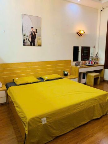 Bán nhà kđt văn quán đầu nguyễn khuyến phân lô otô đỗ cửa 6604859