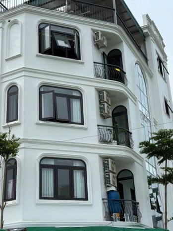 Bán nhà mới lô góc di trạch, hoài đức, dt 39m, 5 tầng, sát 6606943