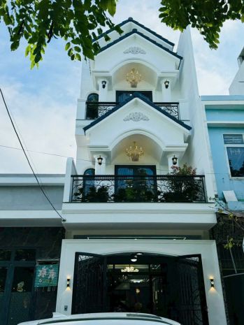 Cho thuê nhà mới xây, nhà đẹp nội thất hiện đại hoà minh 1 6608816