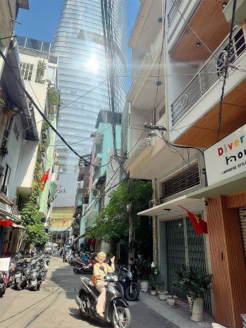 Bán siêu phẩm 3 mặt tiền xe hơi thông đường hàm nghi  hải 6608855