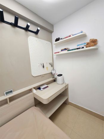 Chính chủ cần bán gấp căn nhà 3 tầng  ngõ 33, tổ 5 yên 6609483