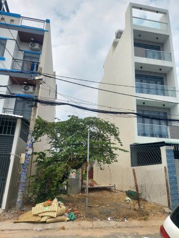 Chính chủ cần bán gấp đất mặt tiền hóc môn  ngay chợ ngã 3 6610006