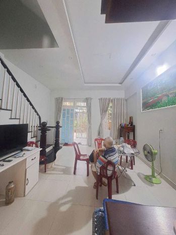 Nhà 3 tầng ngang khủng 6,5m đ. thạnh lộc 37 phường thạnh 6610505