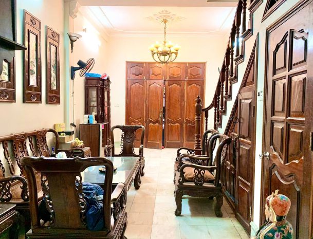 Bán nhà ngõ ô tô tránh thái hà, đống đa - 94m² x 4t - mt 6611788