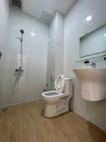 Mặt tiền hẻm trần đình xu q1 có 5 tỷ 6611847