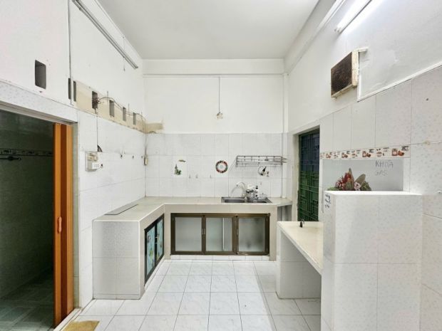 Bán nhà phú nhuận hxh 70m2 2 tầng ngang 4,2m 3 pn hẻm thông 6614091
