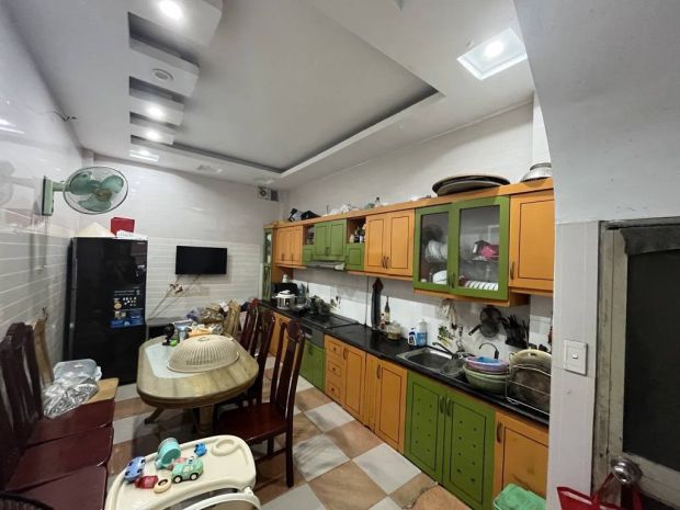 Bán nhà kim giang, 1 nhà ra phố, ngõ nông ,dt 38m2, giá 8.8 6616472
