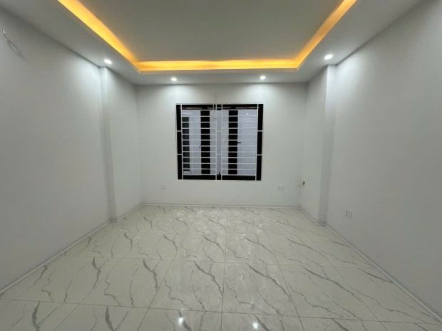 Nhà an dương  35m² x 5 tầng  nở hậu  gần yên phụ  sổ đỏ 6616772